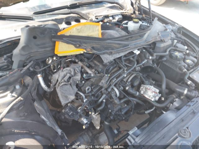 Photo 5 VIN: WBA8B9C59HK676064 - BMW 330I 