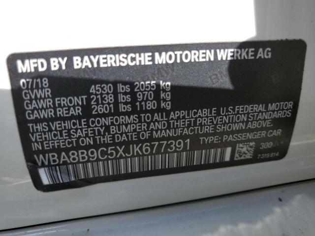 Photo 11 VIN: WBA8B9C5XJK677391 - BMW 330I 