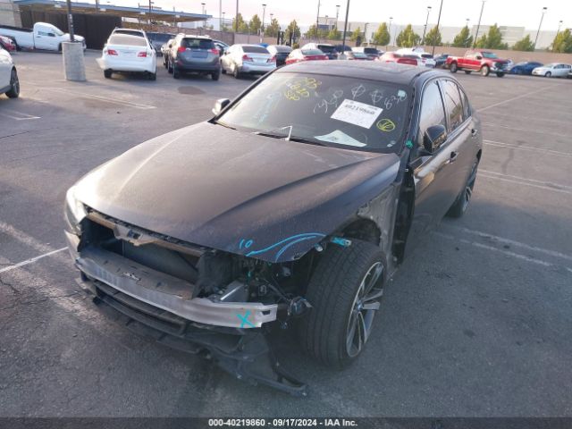 Photo 1 VIN: WBA8B9C5XJK886405 - BMW 330I 