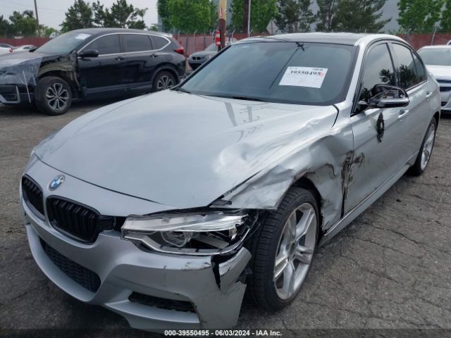 Photo 5 VIN: WBA8B9C5XJK886422 - BMW 330I 