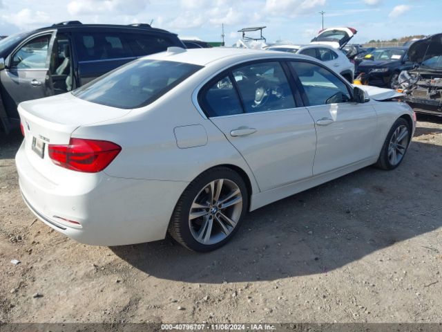 Photo 3 VIN: WBA8B9G30HNU56514 - BMW 330I 