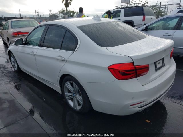 Photo 2 VIN: WBA8B9G32HNU57096 - BMW 330I 