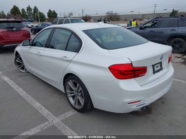 Photo 2 VIN: WBA8B9G33HNU52201 - BMW 330I 