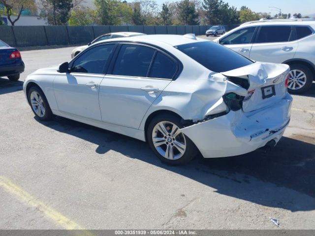 Photo 2 VIN: WBA8B9G37HNU55103 - BMW 330I 