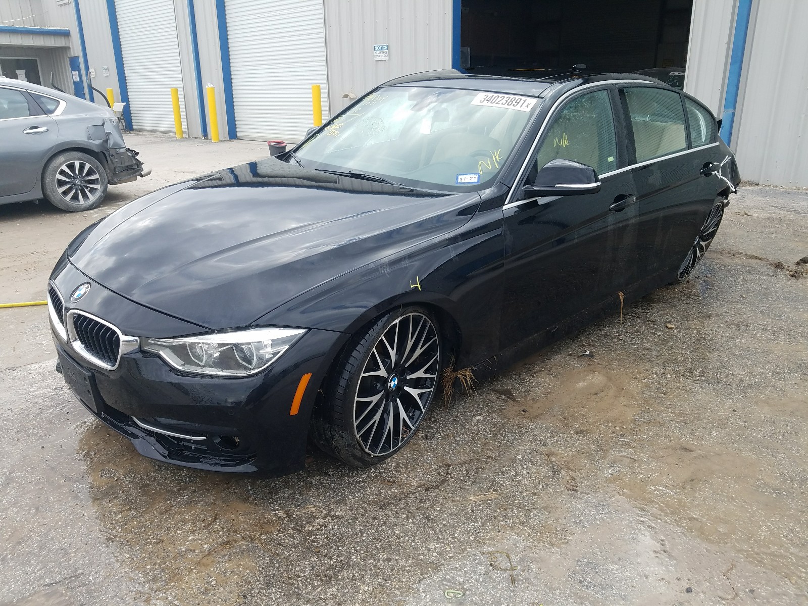 Photo 1 VIN: WBA8B9G39HNU52042 - BMW 330 I 