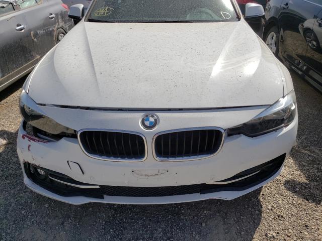 Photo 6 VIN: WBA8B9G39HNU56690 - BMW 330I 