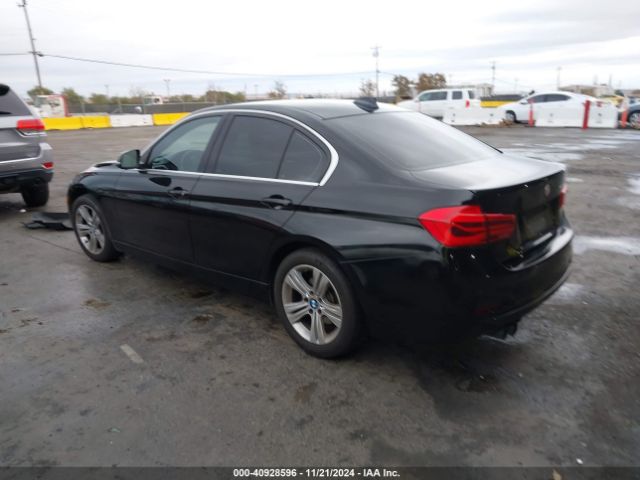 Photo 2 VIN: WBA8B9G50HNU09601 - BMW 330I 