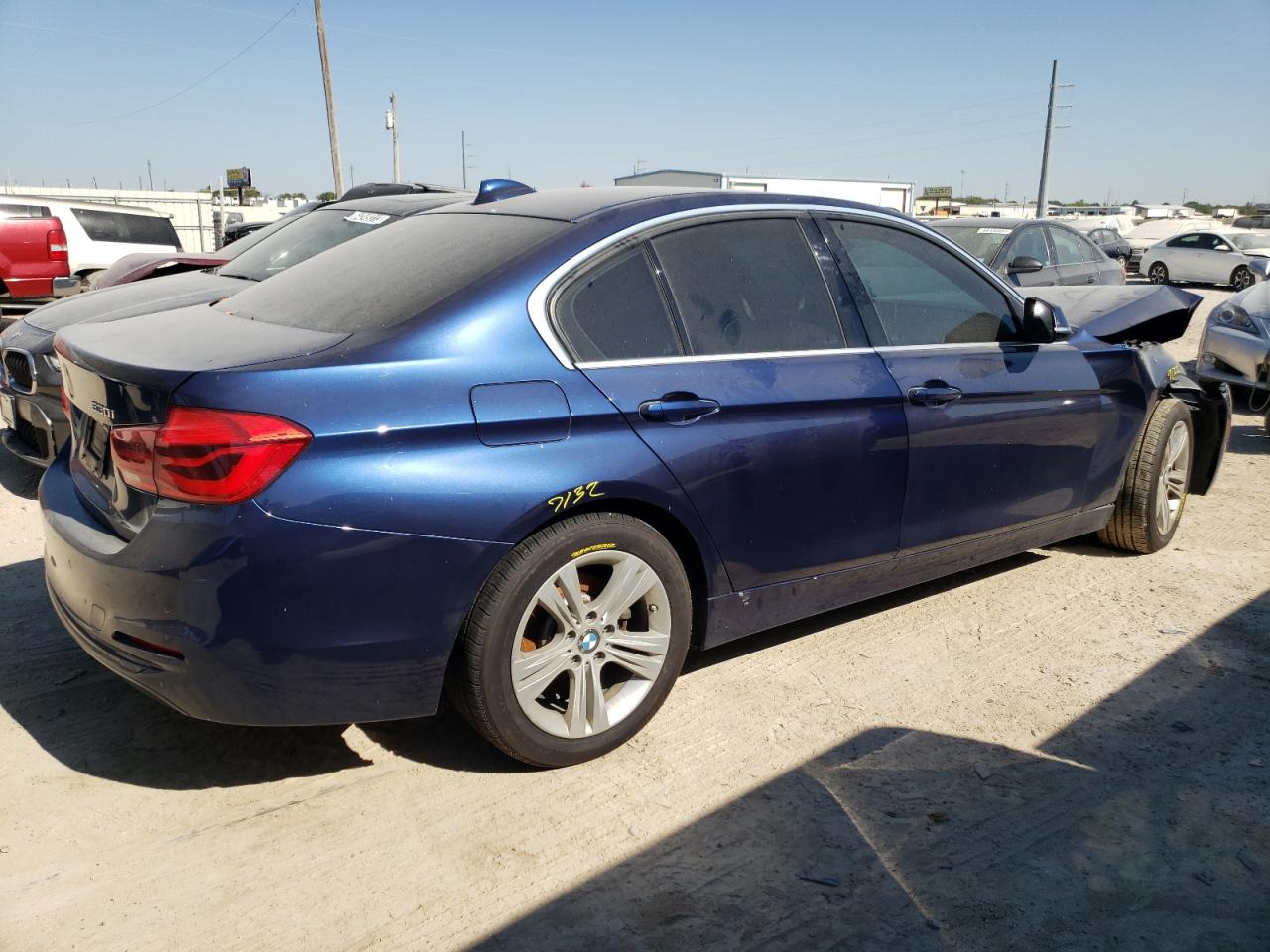 Photo 2 VIN: WBA8B9G50HNU09887 - BMW 3ER 