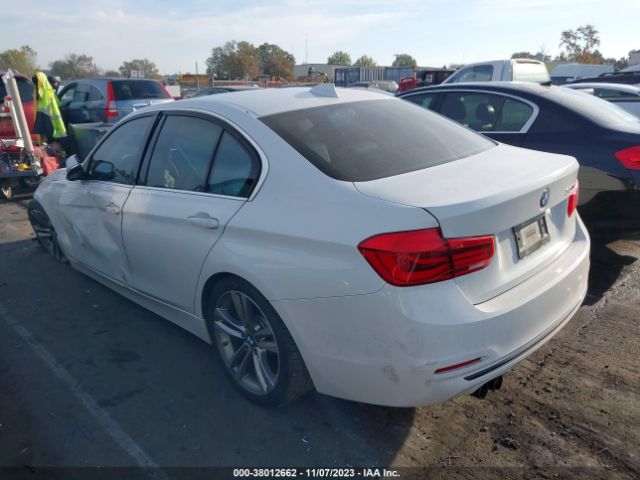 Photo 2 VIN: WBA8B9G51JNU96382 - BMW 330I 