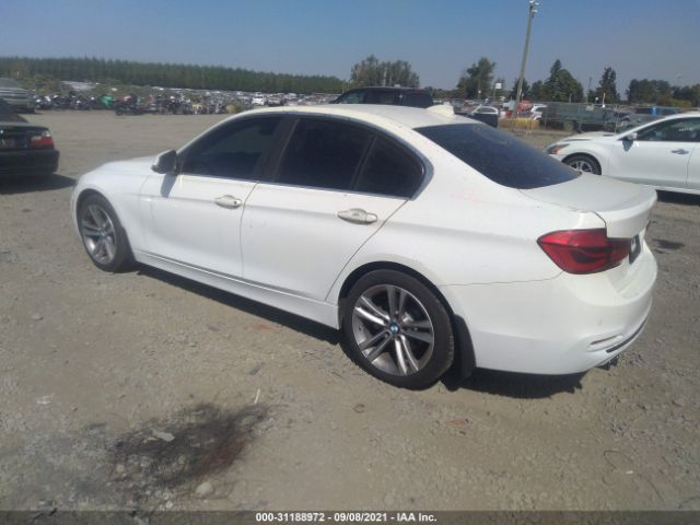 Photo 2 VIN: WBA8B9G52HNU50893 - BMW 330I 