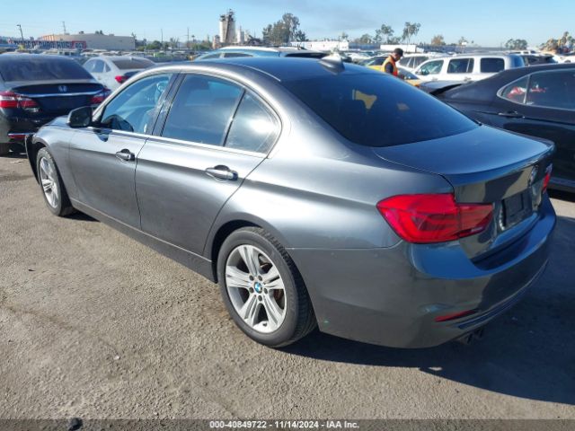 Photo 2 VIN: WBA8B9G53JNU96027 - BMW 330I 