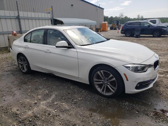 Photo 3 VIN: WBA8B9G56HNU09327 - BMW 3 SERIES 