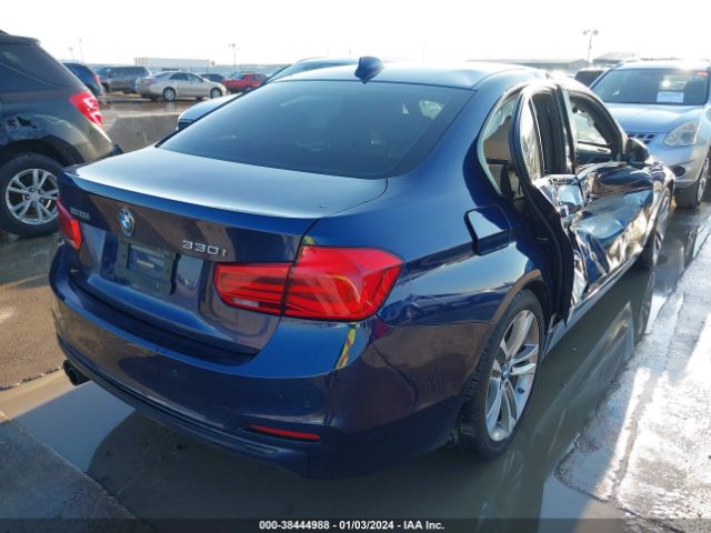 Photo 3 VIN: WBA8B9G56HNU48581 - BMW 330I 