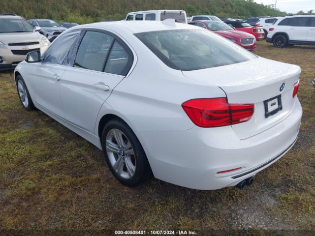 Photo 2 VIN: WBA8B9G56HNU50363 - BMW 330I 