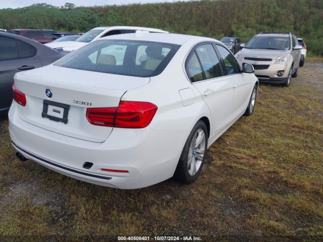 Photo 3 VIN: WBA8B9G56HNU50363 - BMW 330I 