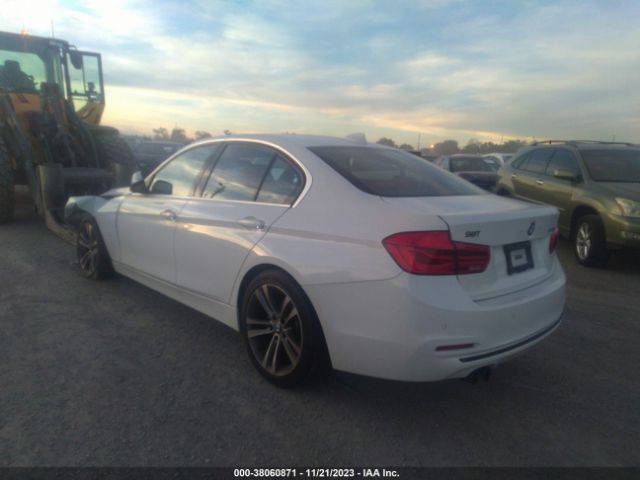 Photo 2 VIN: WBA8B9G57HNU50176 - BMW 330I 