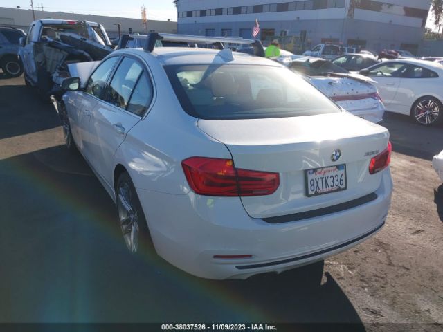 Photo 2 VIN: WBA8B9G58JNU98842 - BMW 330I 