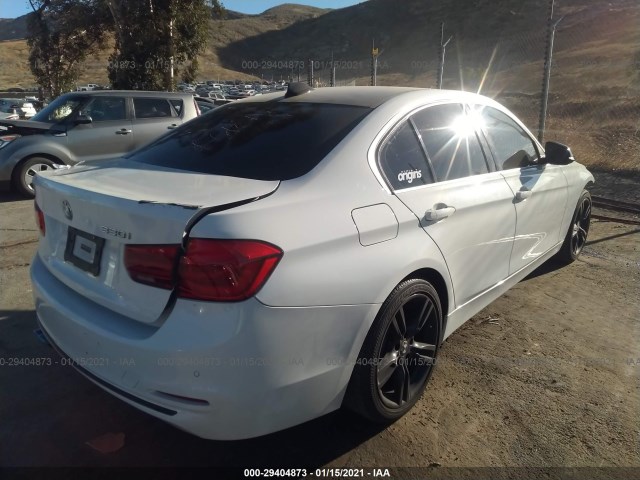 Photo 3 VIN: WBA8B9G5XHNU50768 - BMW 3 