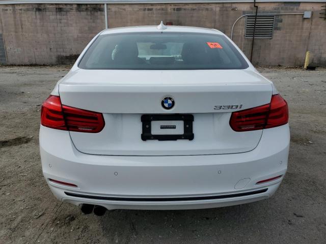 Photo 5 VIN: WBA8B9G5XHNU50818 - BMW 330 I 