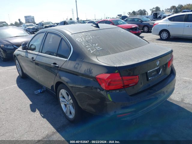 Photo 2 VIN: WBA8B9G5XJNU97370 - BMW 330I 