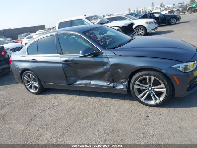 Photo 5 VIN: WBA8B9G5XJNV00591 - BMW 330I 