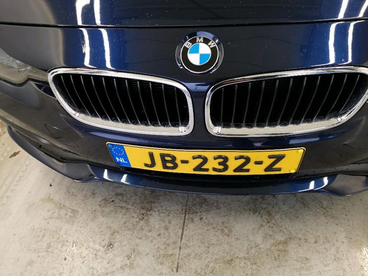 Photo 11 VIN: WBA8C31000K688058 - BMW 318 