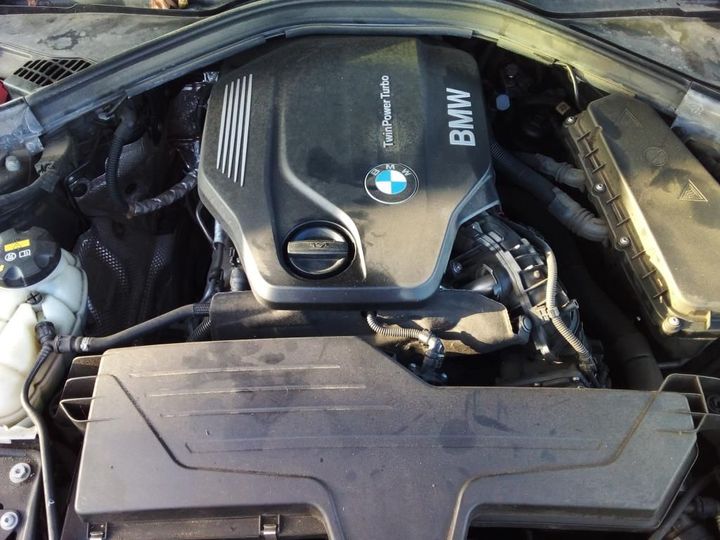 Photo 5 VIN: WBA8C31010EE99744 - BMW SERIE 3 