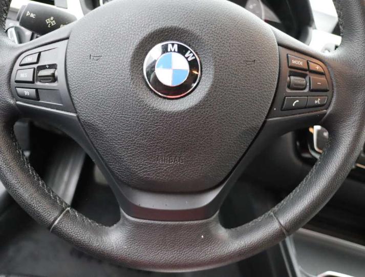 Photo 23 VIN: WBA8C31010K706289 - BMW 3-SERIE 4DRS &#3915 