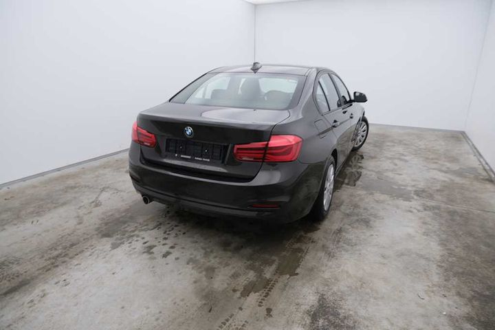 Photo 2 VIN: WBA8C31010K772471 - BMW 3-SERIE 4DRS &#3915 