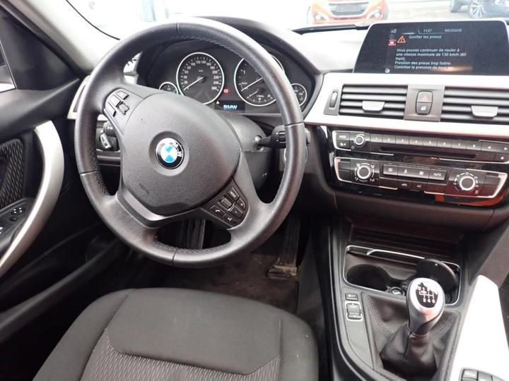 Photo 6 VIN: WBA8C31020K805834 - BMW SERIE 3 4P 