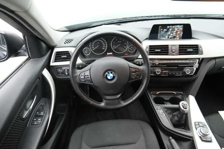 Photo 9 VIN: WBA8C31060K387682 - BMW 3-SERIE 4DRS &#3915 