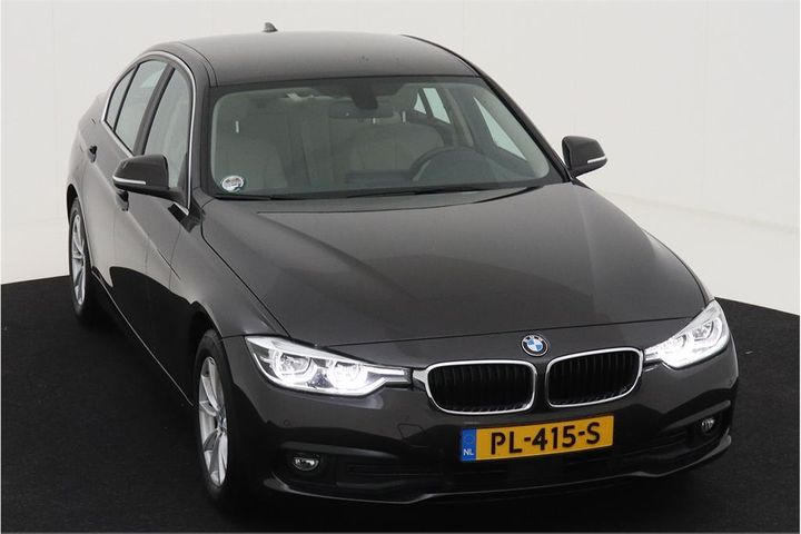 Photo 2 VIN: WBA8D11000A153495 - BMW 3-SERIE 