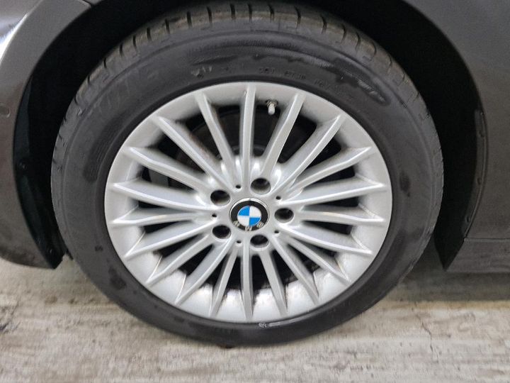 Photo 12 VIN: WBA8D11000K777016 - BMW 320 