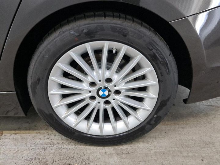 Photo 14 VIN: WBA8D11000K777016 - BMW 320 