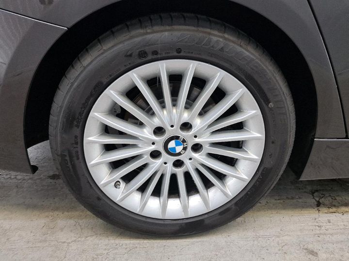 Photo 15 VIN: WBA8D11000K777016 - BMW 320 