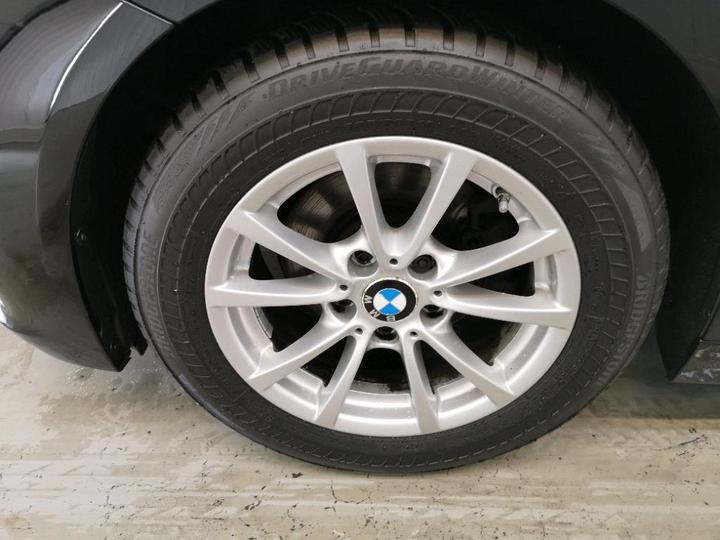 Photo 12 VIN: WBA8D11010K656382 - BMW 320 