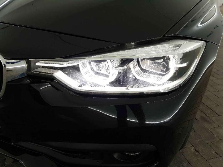 Photo 19 VIN: WBA8D11010K775596 - BMW 3 SERIE SEDAN 