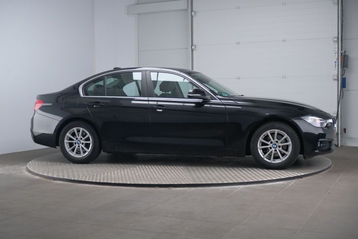 Photo 5 VIN: WBA8D11010K776764 - BMW 3 SERIE SEDAN 