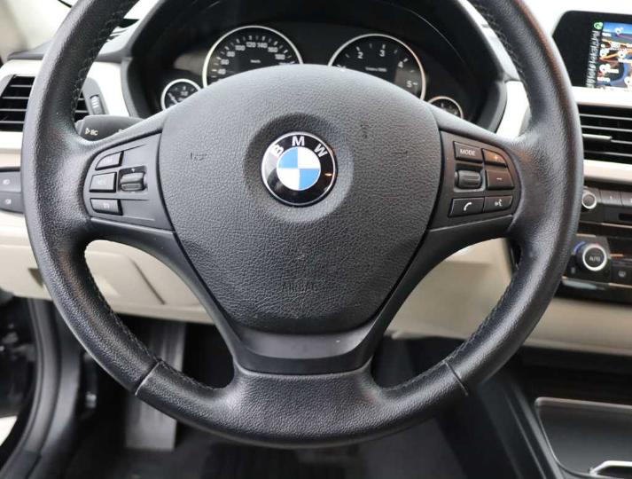 Photo 31 VIN: WBA8D11030K655198 - BMW 3-SERIE 4DRS &#3915 