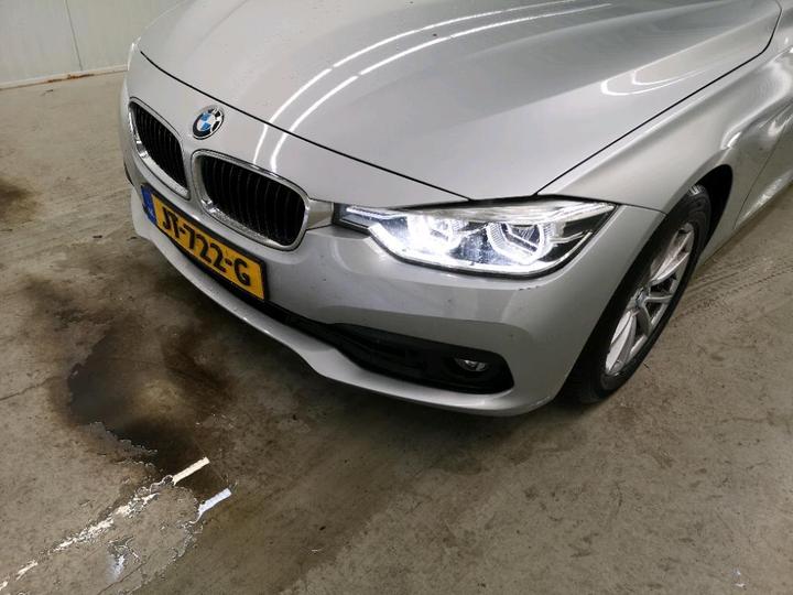 Photo 26 VIN: WBA8D11040K775799 - BMW 320 