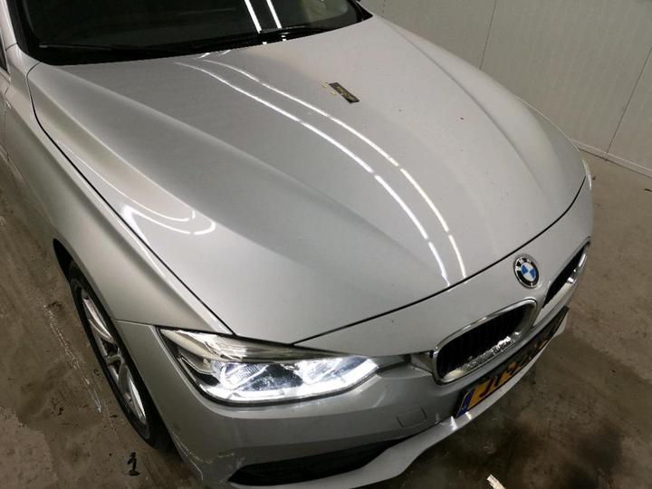 Photo 32 VIN: WBA8D11040K775799 - BMW 320 