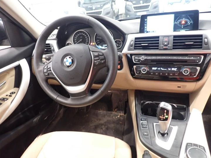 Photo 7 VIN: WBA8D11090K776530 - BMW SERIE 3 4P 