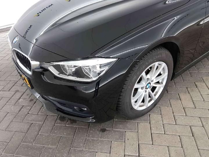 Photo 22 VIN: WBA8D110X0K775208 - BMW 3 SERIE SEDAN 