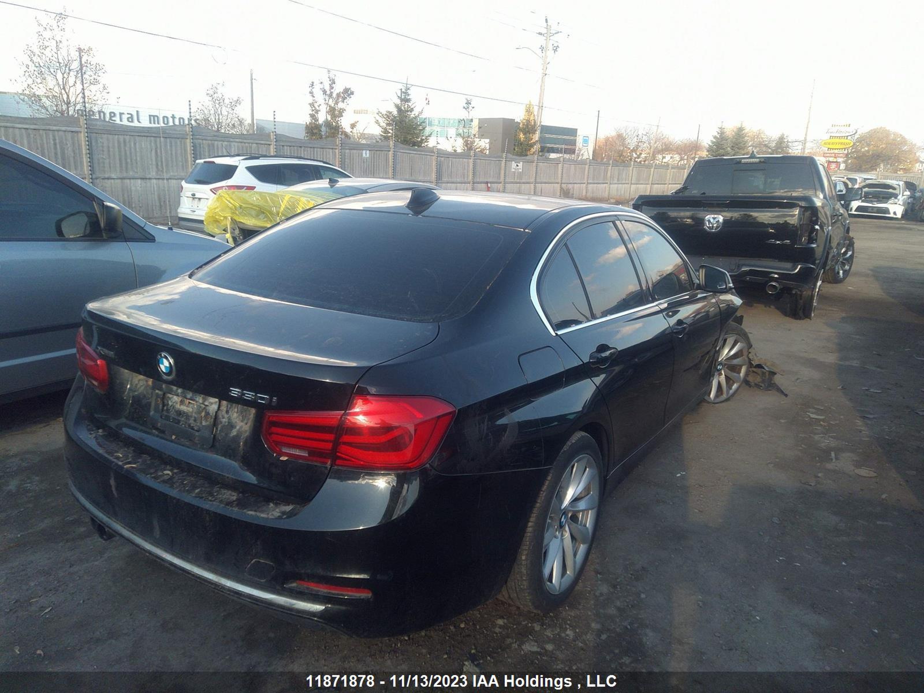 Photo 3 VIN: WBA8D9C33HA003883 - BMW 3ER 