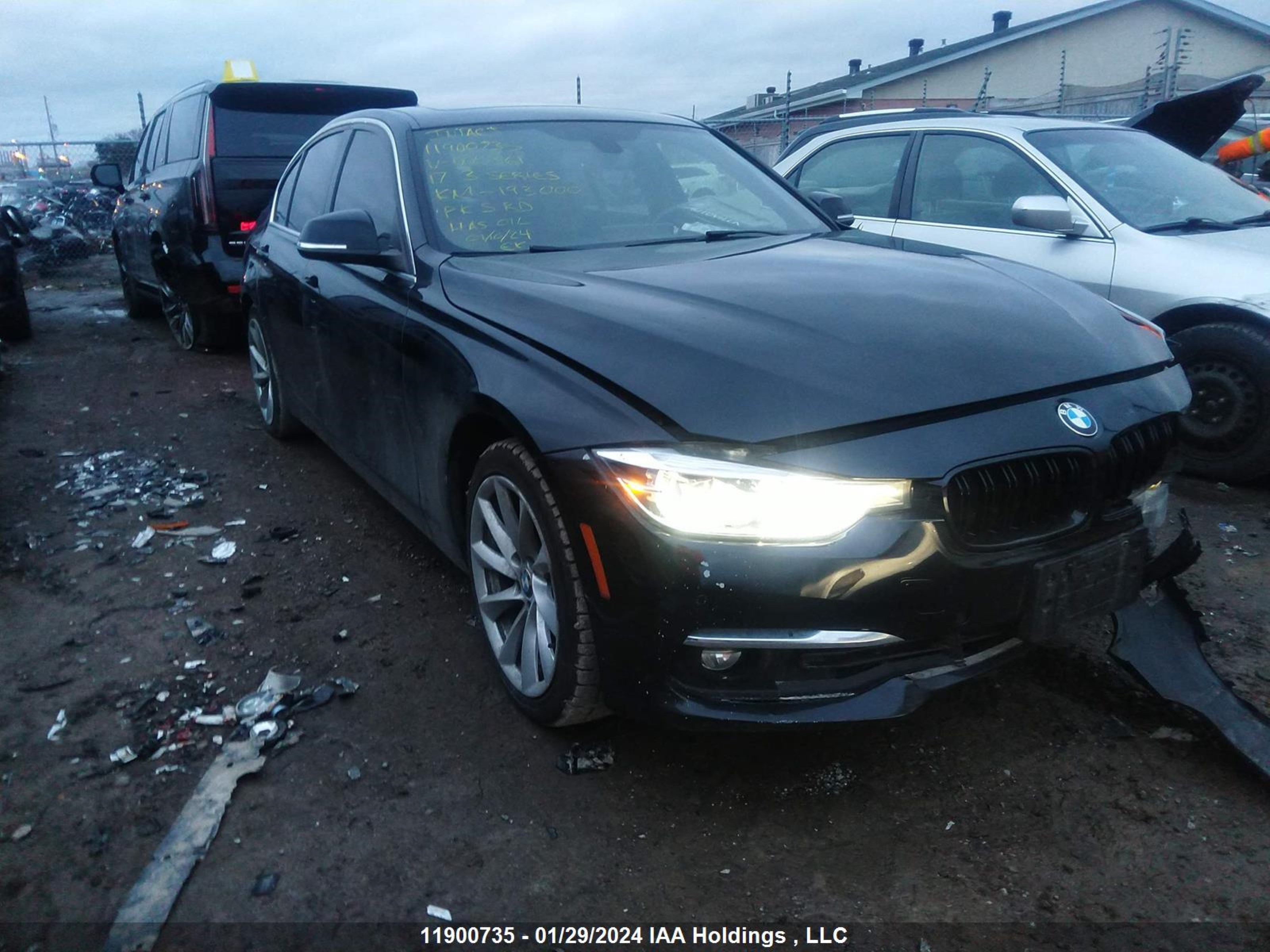 Photo 0 VIN: WBA8D9C35HA005361 - BMW 3ER 