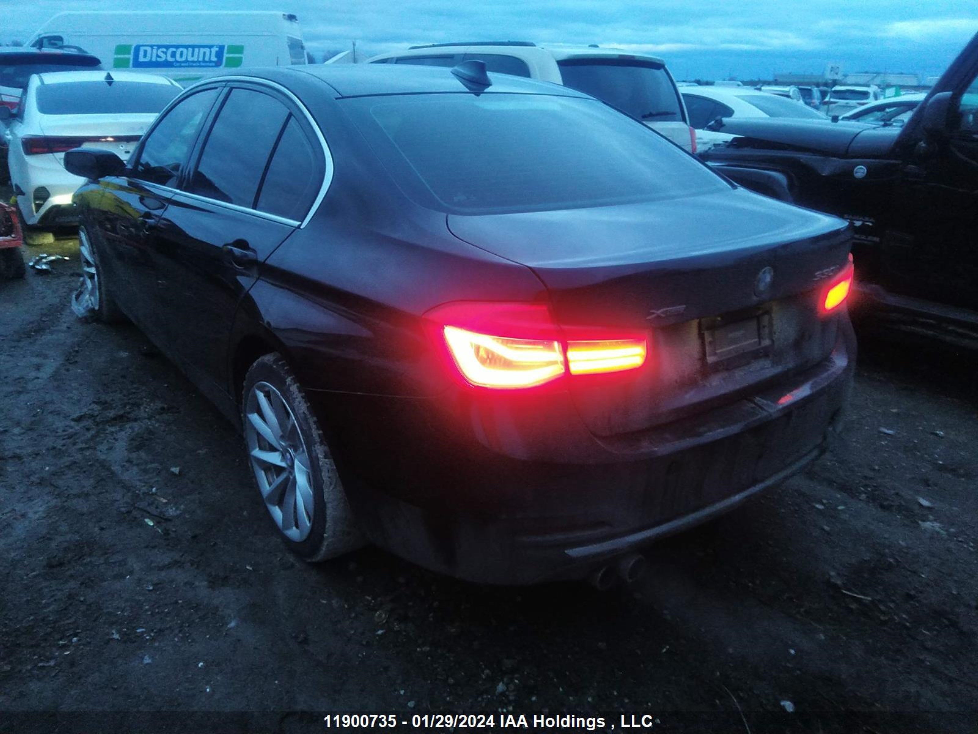 Photo 2 VIN: WBA8D9C35HA005361 - BMW 3ER 