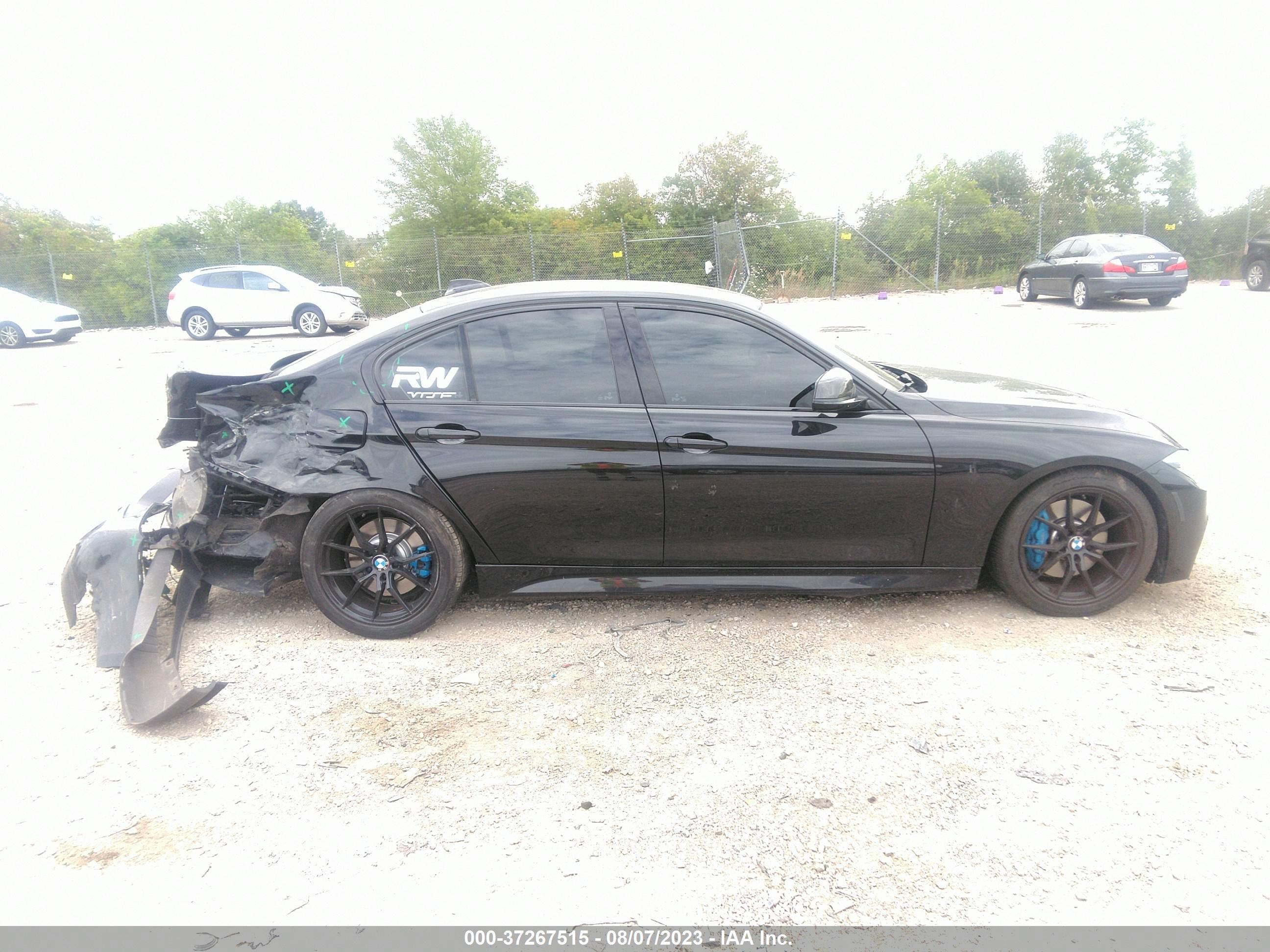 Photo 12 VIN: WBA8D9C36HA004400 - BMW 3ER 