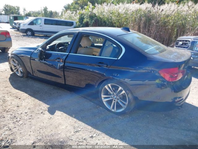 Photo 2 VIN: WBA8D9C3XHA011950 - BMW 330I 