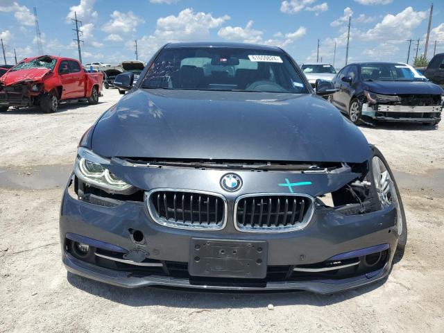 Photo 4 VIN: WBA8D9C50JEM32558 - BMW 3 SERIES 