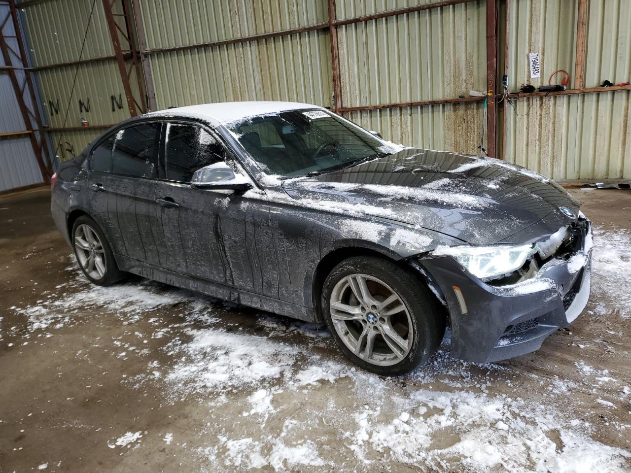 Photo 3 VIN: WBA8D9C51JA013979 - BMW 3ER 